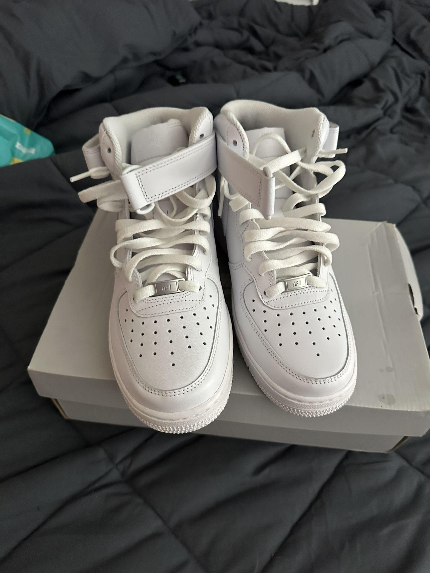 Nike Air Force Mid Size 9