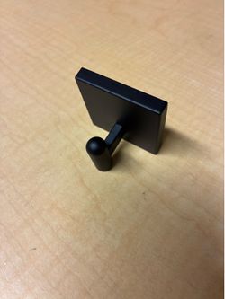 Metal decorative hook