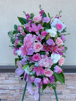 Love's Embrace Standing Spray