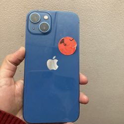 Factory Unlocked Iphone 13 256gb comes with store warranty 