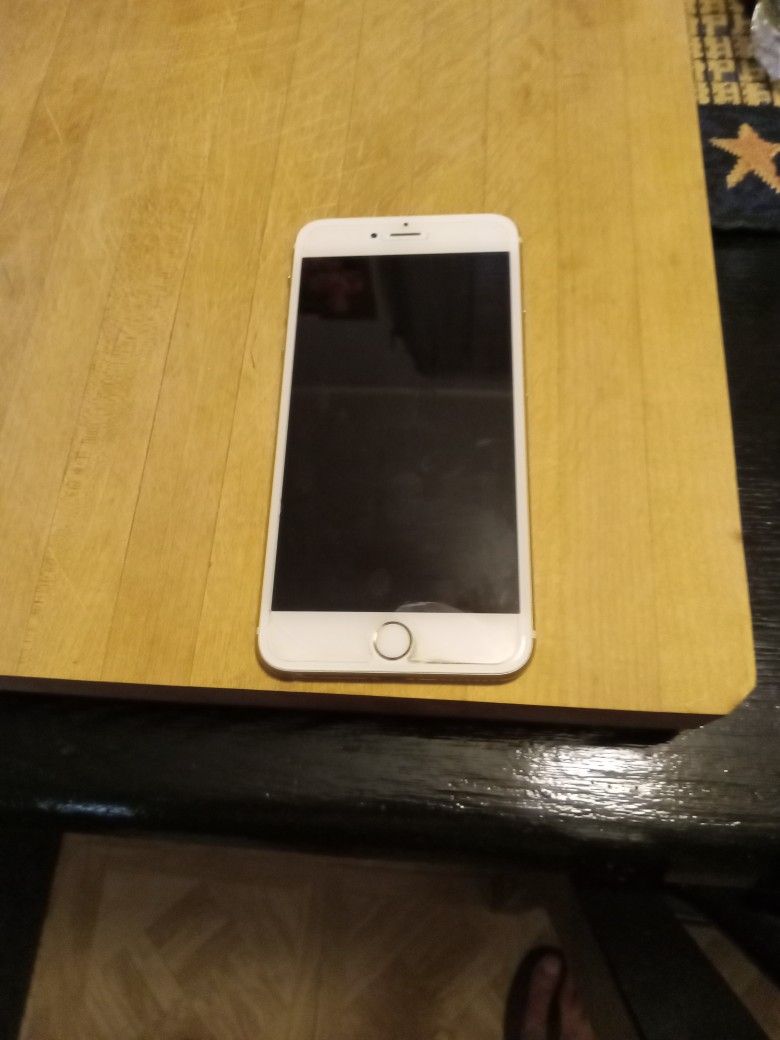 IPhone 6s Looking To Sell Cheap 