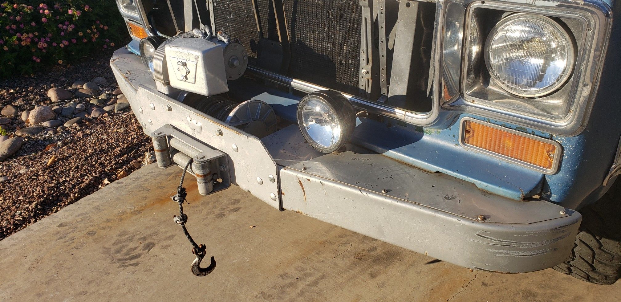 Warn Winch 8274 KC lights & Front bumber