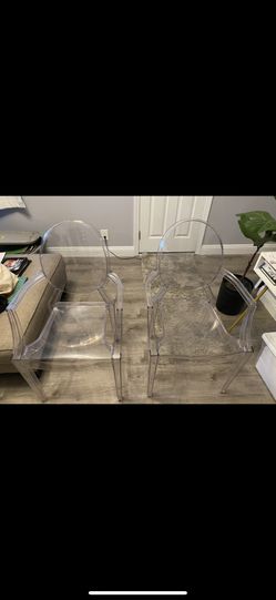 Kartell Louis ghost Chairs For Sale. Sold As Set