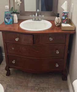 Wooden Bathroom Vanity Cabinet & Sink