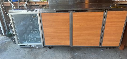 Commercial Refrigerators