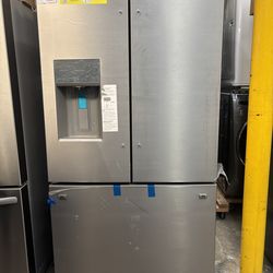 New! Frigidaire Gallery 27.8 Cu Ft French Door Refrigerator