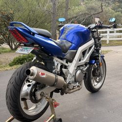 2004 SV650S
