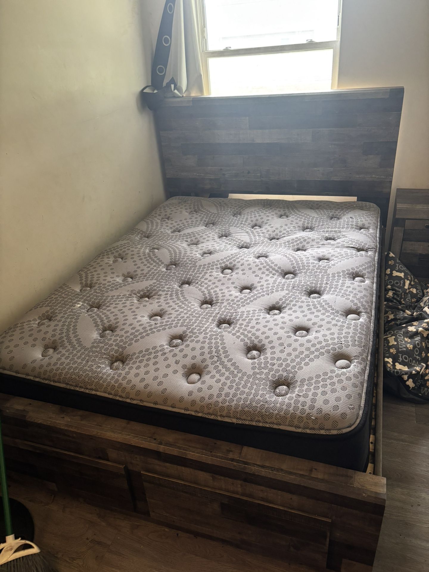 Bedroom Set