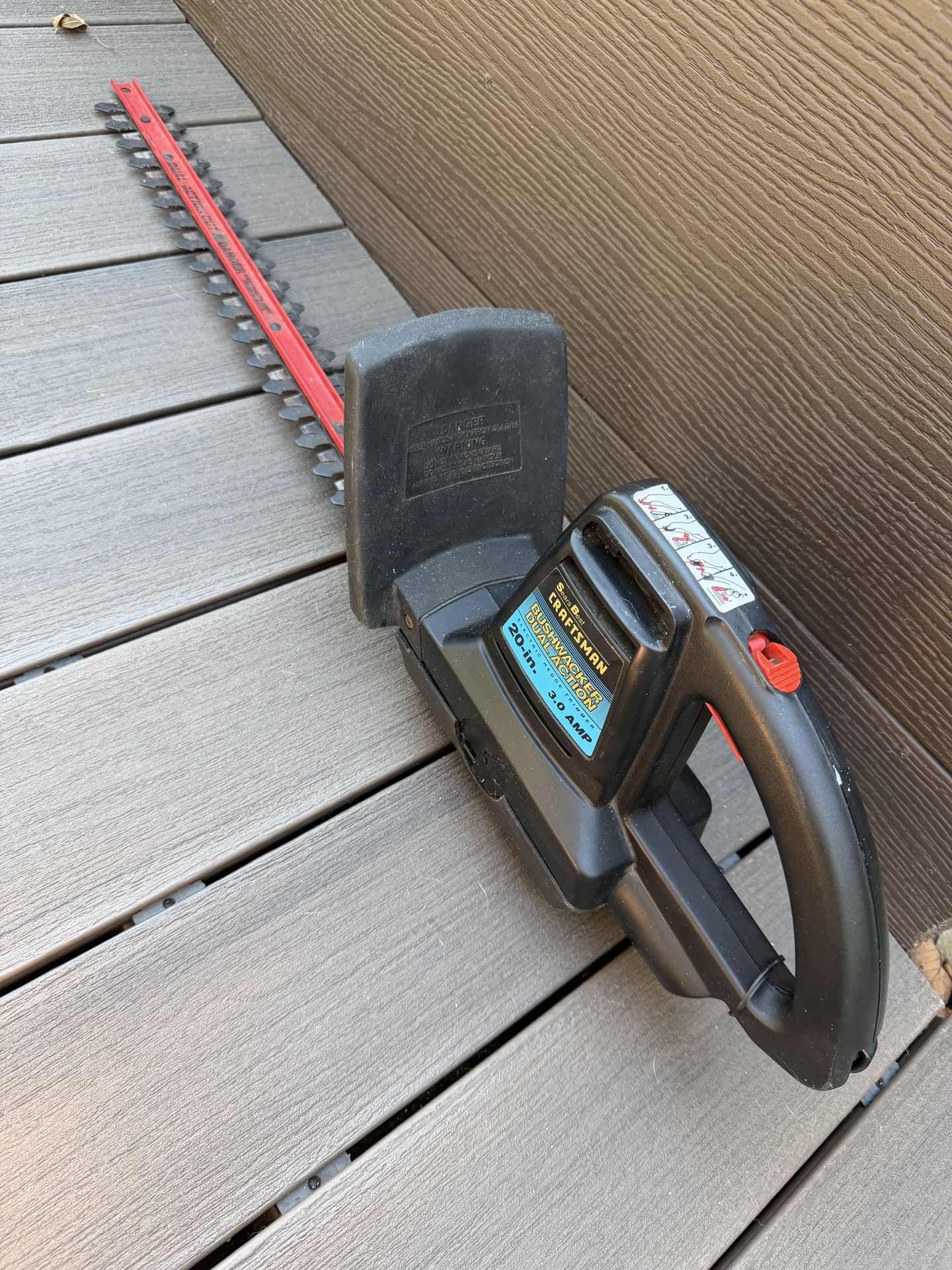 XL Craftsman 20” Electric Hedge Trimmer in great shape!
