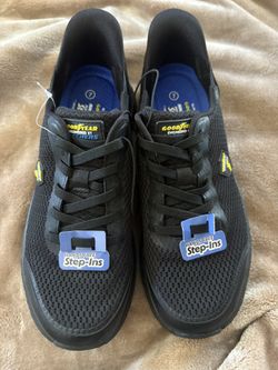 Women Sketcher Good Year Slip Resistant Step In Shoes Size 7