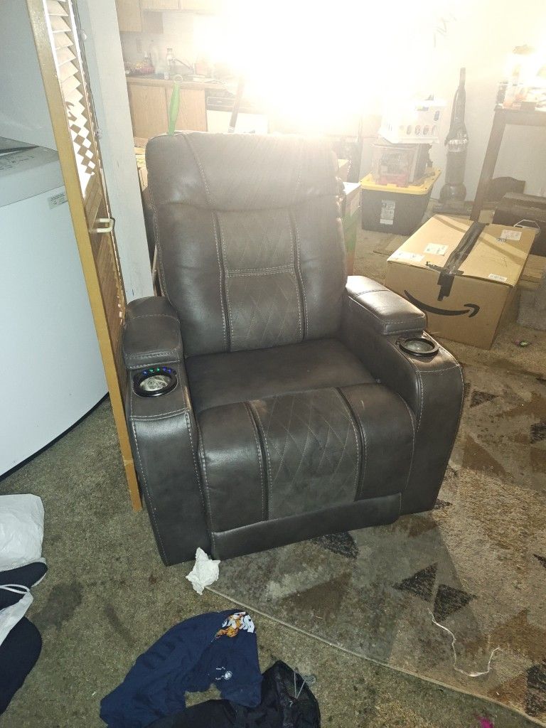 Recliner