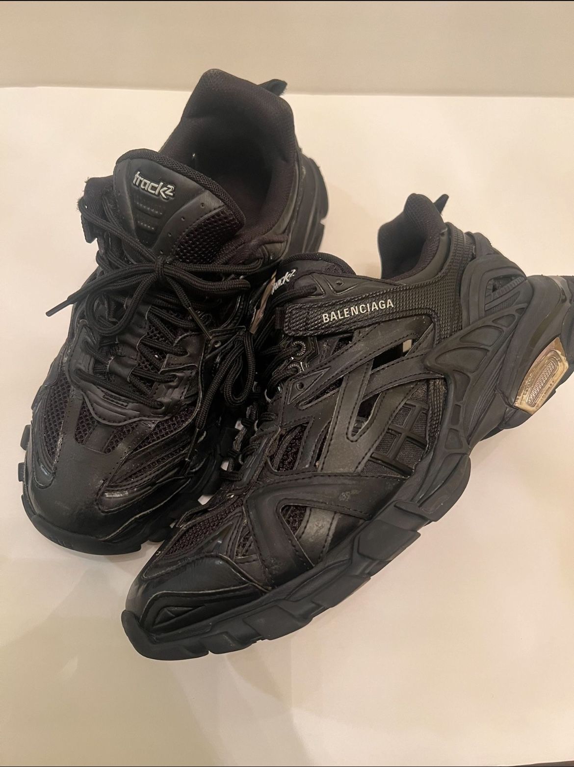 balenciaga track 2
