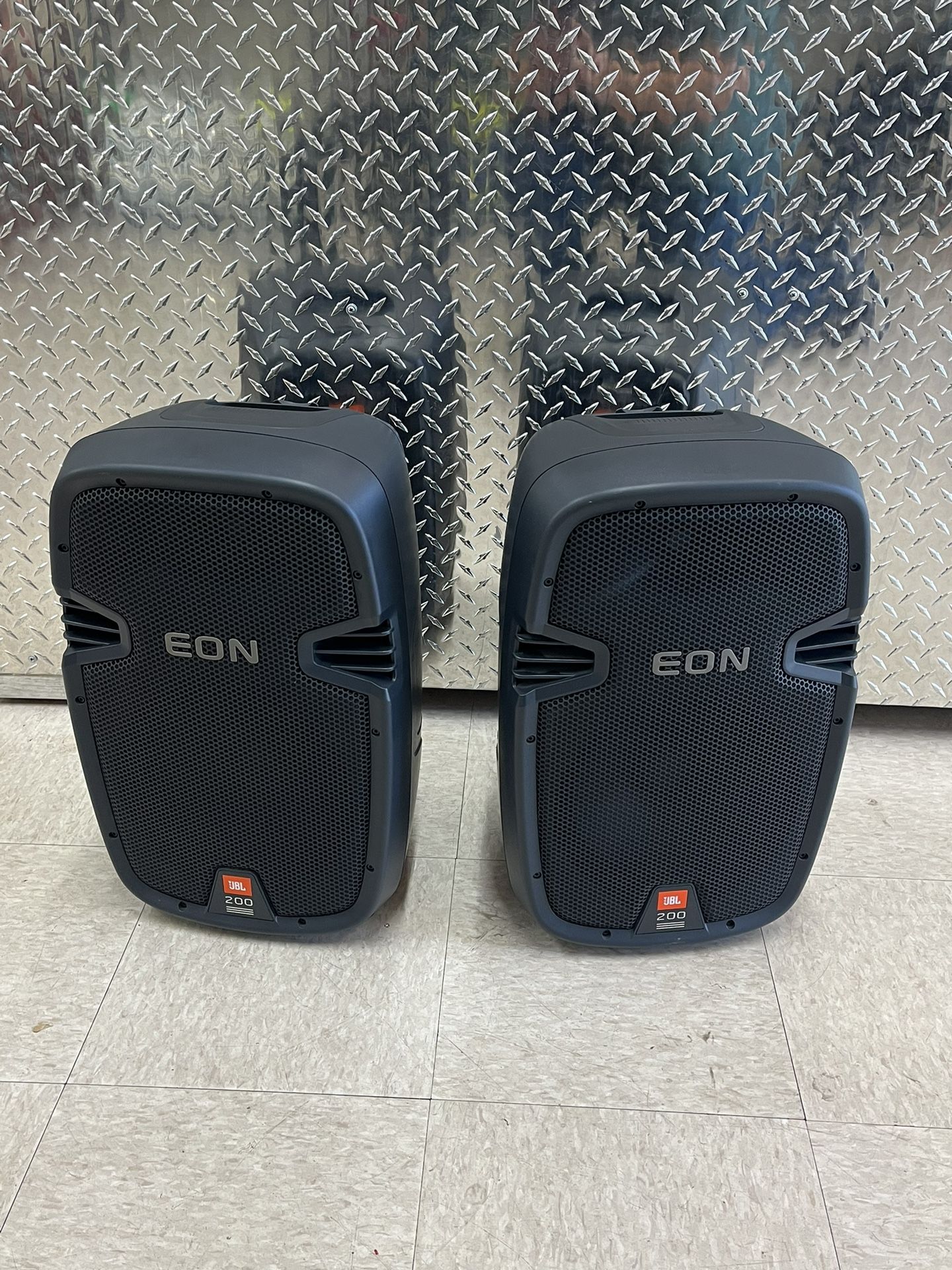 JBL EON 200 210P *2549