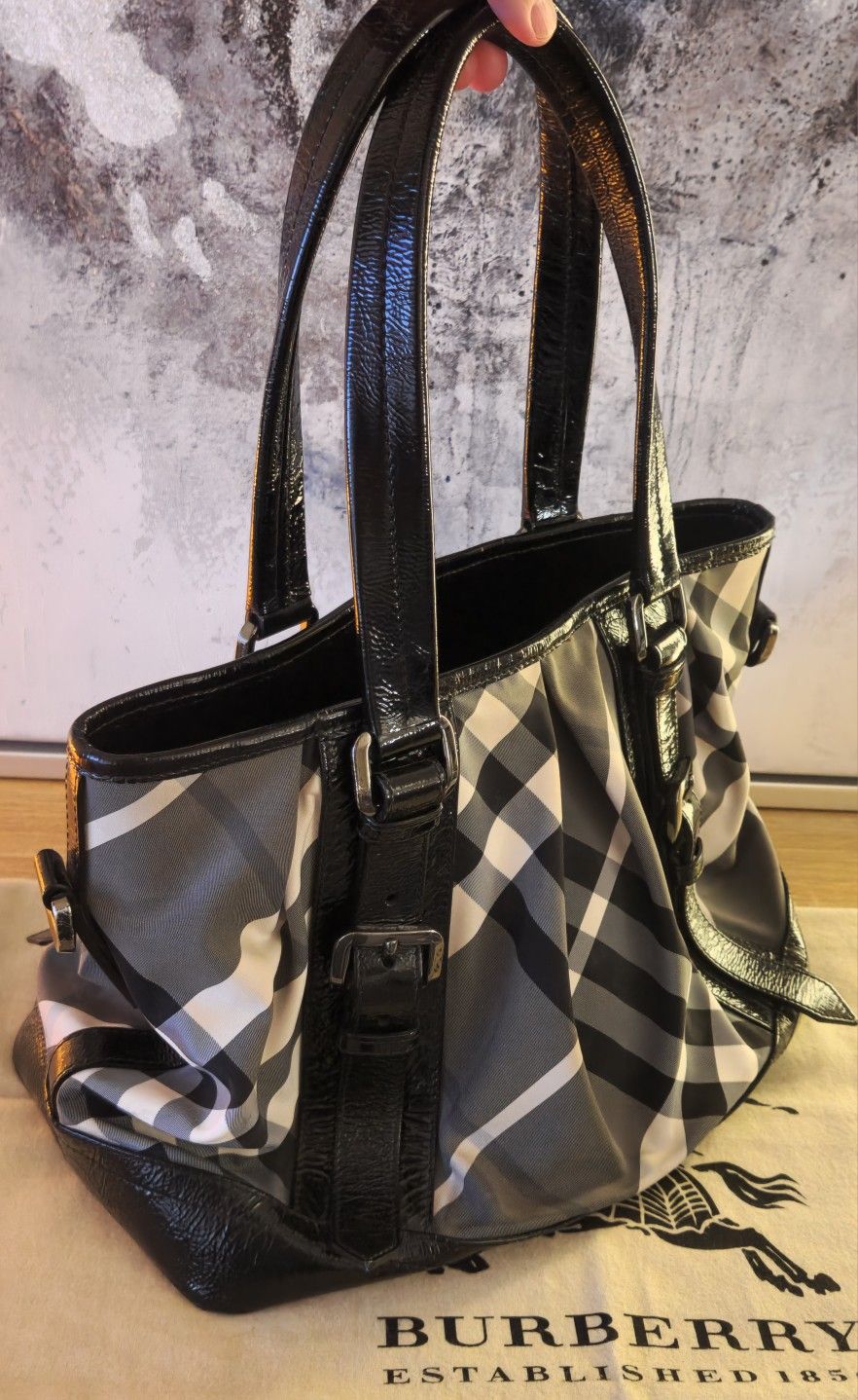 Authentic Burberry Nylon Leather Black Beat Check Lowry Large Tote Bag (Dust Cover Incl.)