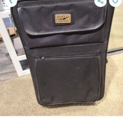 Small Black CARRY-ON suitcase CARRY-ON Clean 