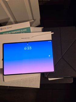 Samsung Galaxy S11 Ultra 14.6" 256GB Android Tablet w/ case + screen protector