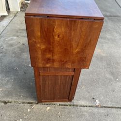 Expandable Counter Wine Bar 
