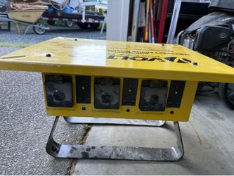 Voltec 50 amp spider box, cord and whip