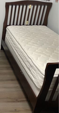 Twin Bed