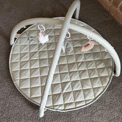 Tummy Time Mat With Toys 