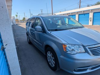 2016 Chrysler Town Country