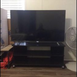 Smart TV TCL  50 Inches With Tv Stand