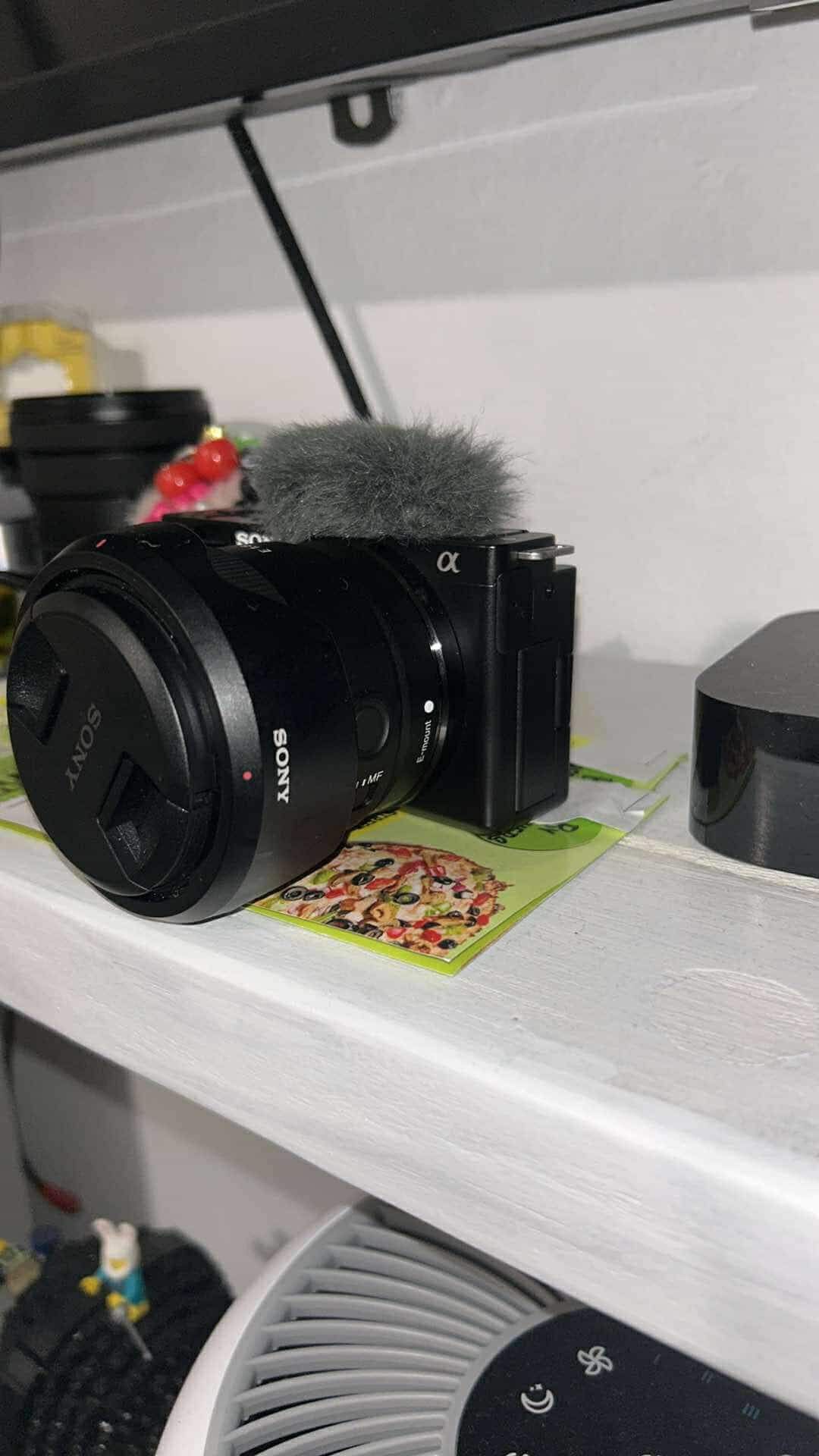 Camera Sony ZV-E10 with Lens