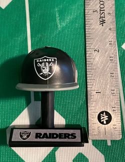 Las Vegas Raiders NFL Mad Lids Series 1 Teenymates Mini New Era Hat