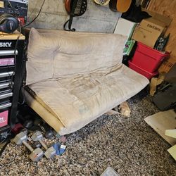 Futon Couch/bed Easy Up And Down Free