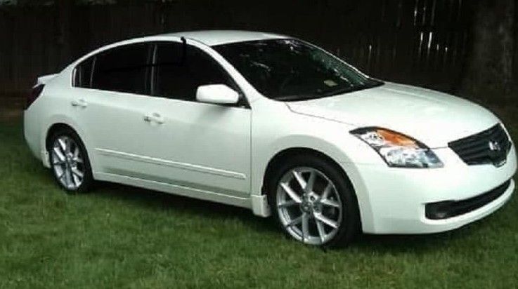 Absolutely gorgeous 2006 Nissan Altima Beautiful Sedan!