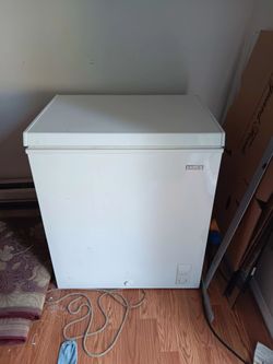 Chest freezer
