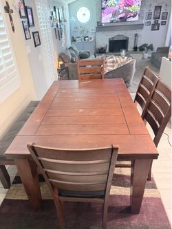Dining room table