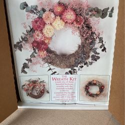 Wreath Kit Including Spanish Moss Wreath , Dried Flowers And Eucalyptus 