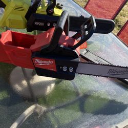 Milwaukee Chainsaw Motosierra 