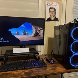 • RaidMax Gaming Computer PC system / keyboard / mouse/ PC & Monitor