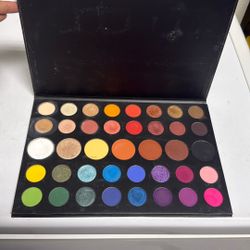 Morphe Eyeshadow Palette 