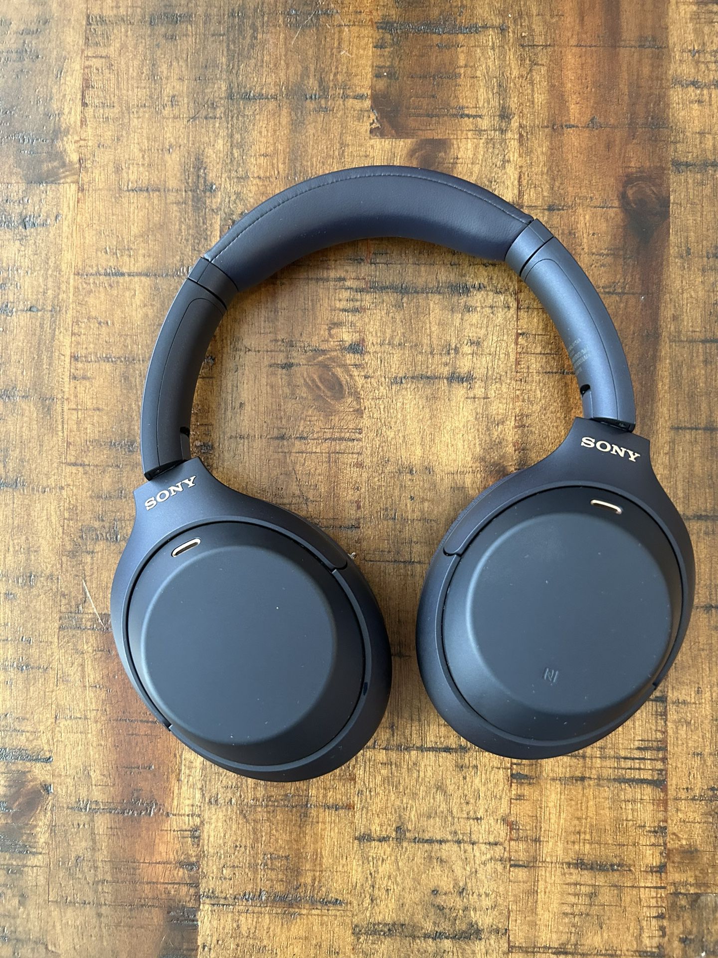 Sony wh1000xm4 headphones (Blue)