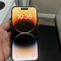 iPhone 14 PRO 