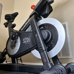 NordicTrack S22i Indoor Exercise Bike