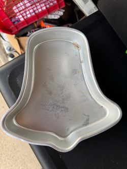 Wilton Small Bell Cake Pan Mold (contact info removed) Vintage 1971