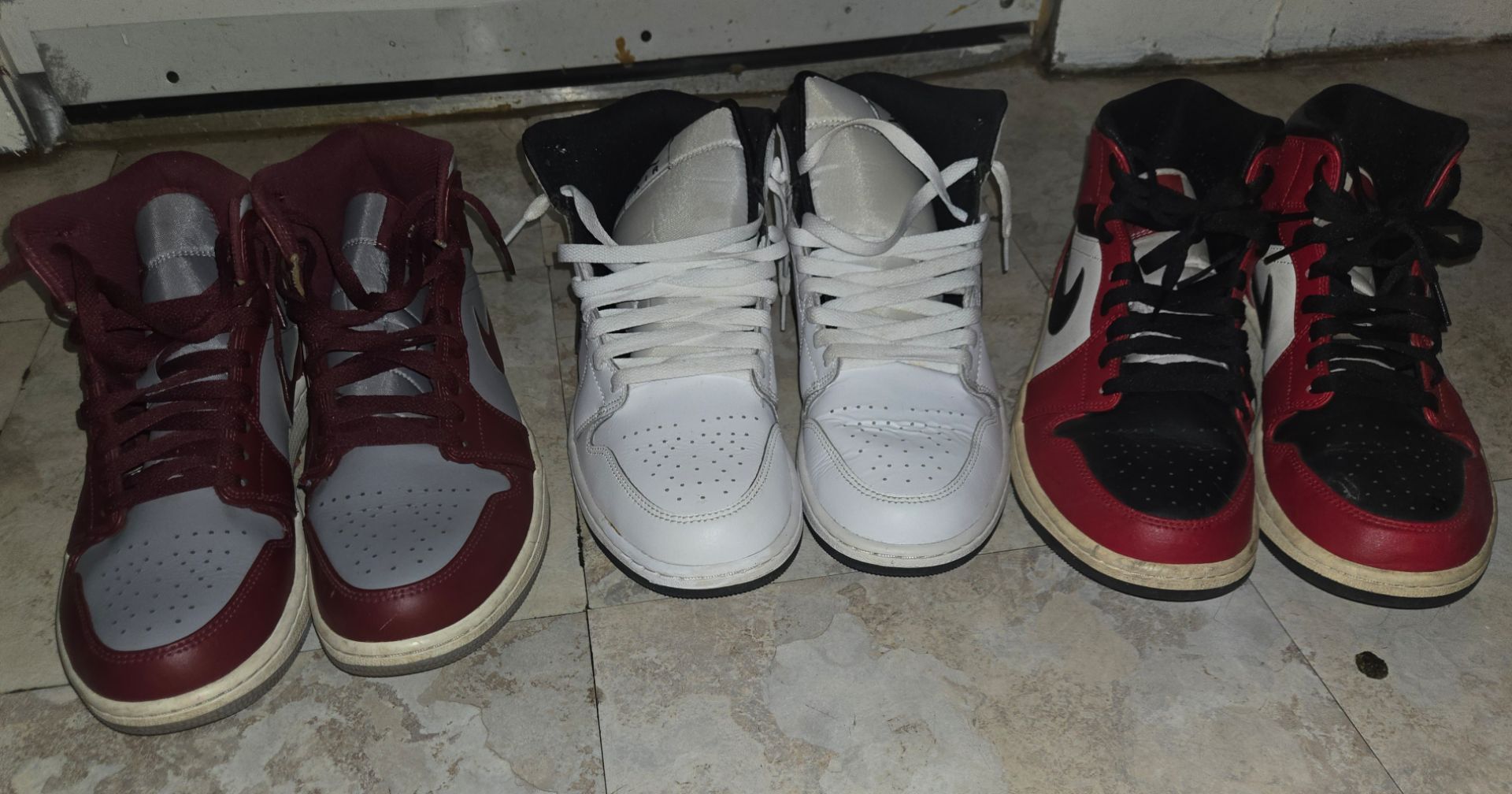 Jordan Sneakers Bundle – Size 10 – Need Gone Today 🔥
Some wear / project pairs / priced accordingly