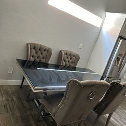 Black Glass Dining Table And Chairs 