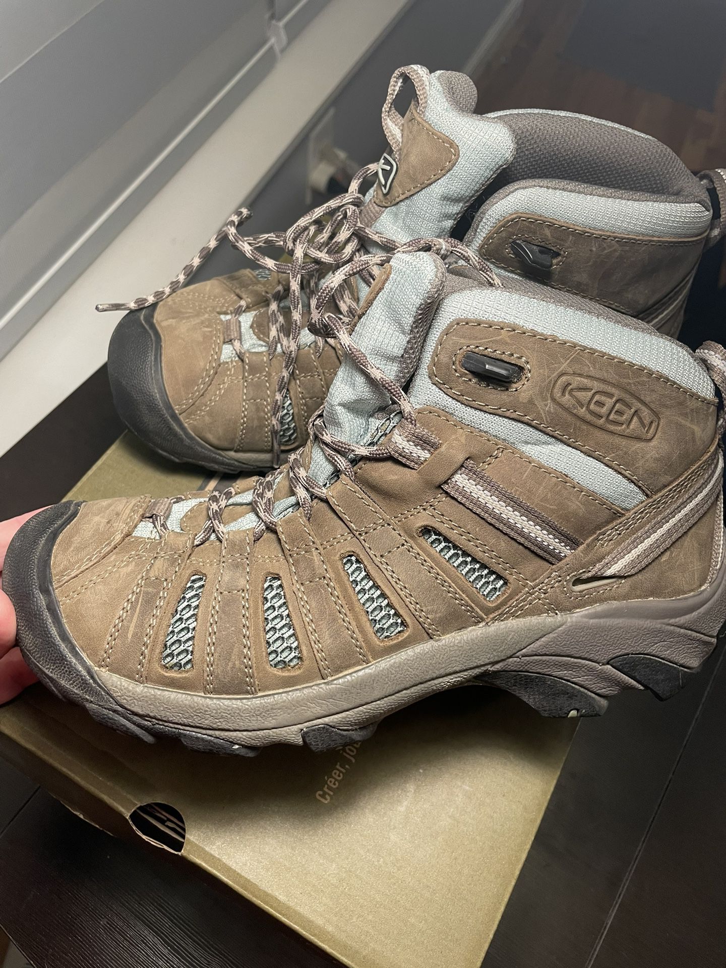Keen Voyageur Hiking Boots 