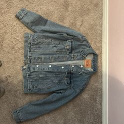 Levi Denim Jacket Size  XS