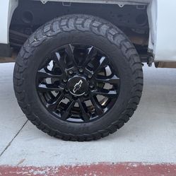 2026 Chevy 2500 Wheels $2200 Firm Price 