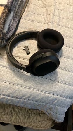 Razor Headsets Wireless With Type C Adapter