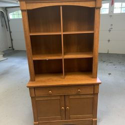 Bookshelf 