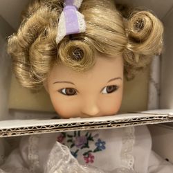 Ashton Drake Goldilocks Porcelain Doll 14" Knowles 4640B Vintage COA-OPEN BOX. The box was just opened to take the pictures and appears the doll has n