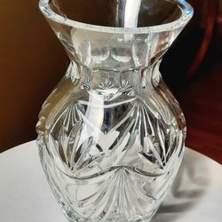 LARGER WATERFORD CRYSTAL LISMORE VASE IN PERFECT CONDITION 