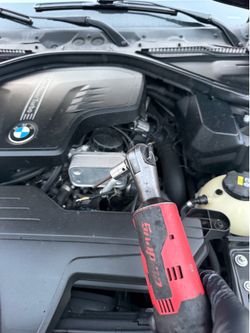 Brakes, oil, and more ( Mechanic)